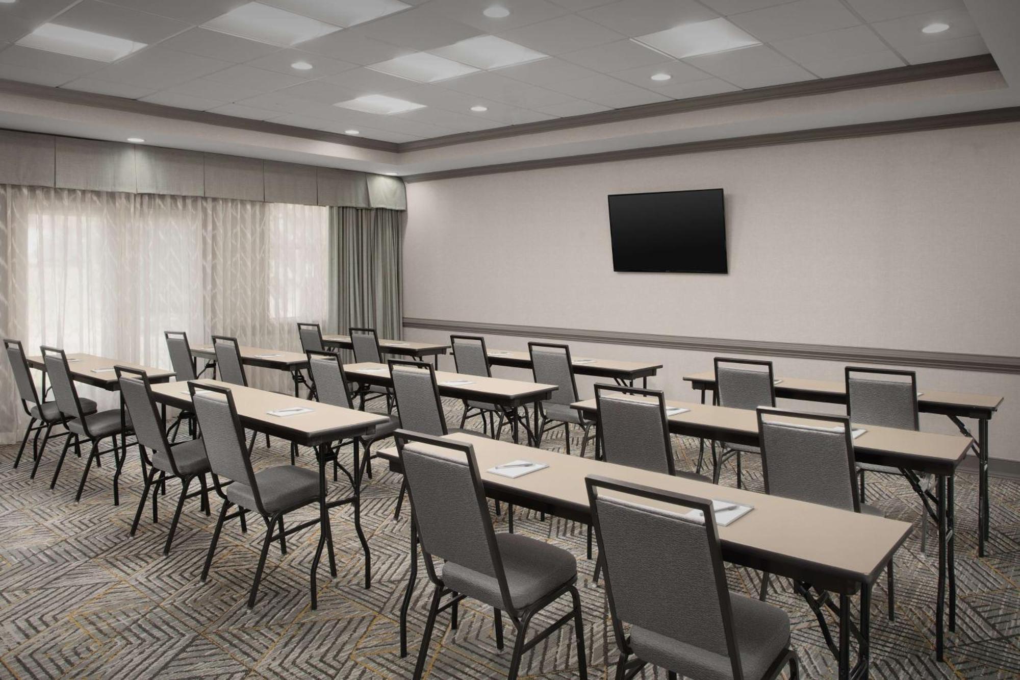 Homewood Suites By Hilton Alexandria Exterior foto